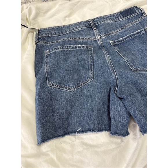 Hollister Shorts Womens 31W Blue Ultra High-Rise 90s Distressed Raw Hem Denim - Picture 7 of 7